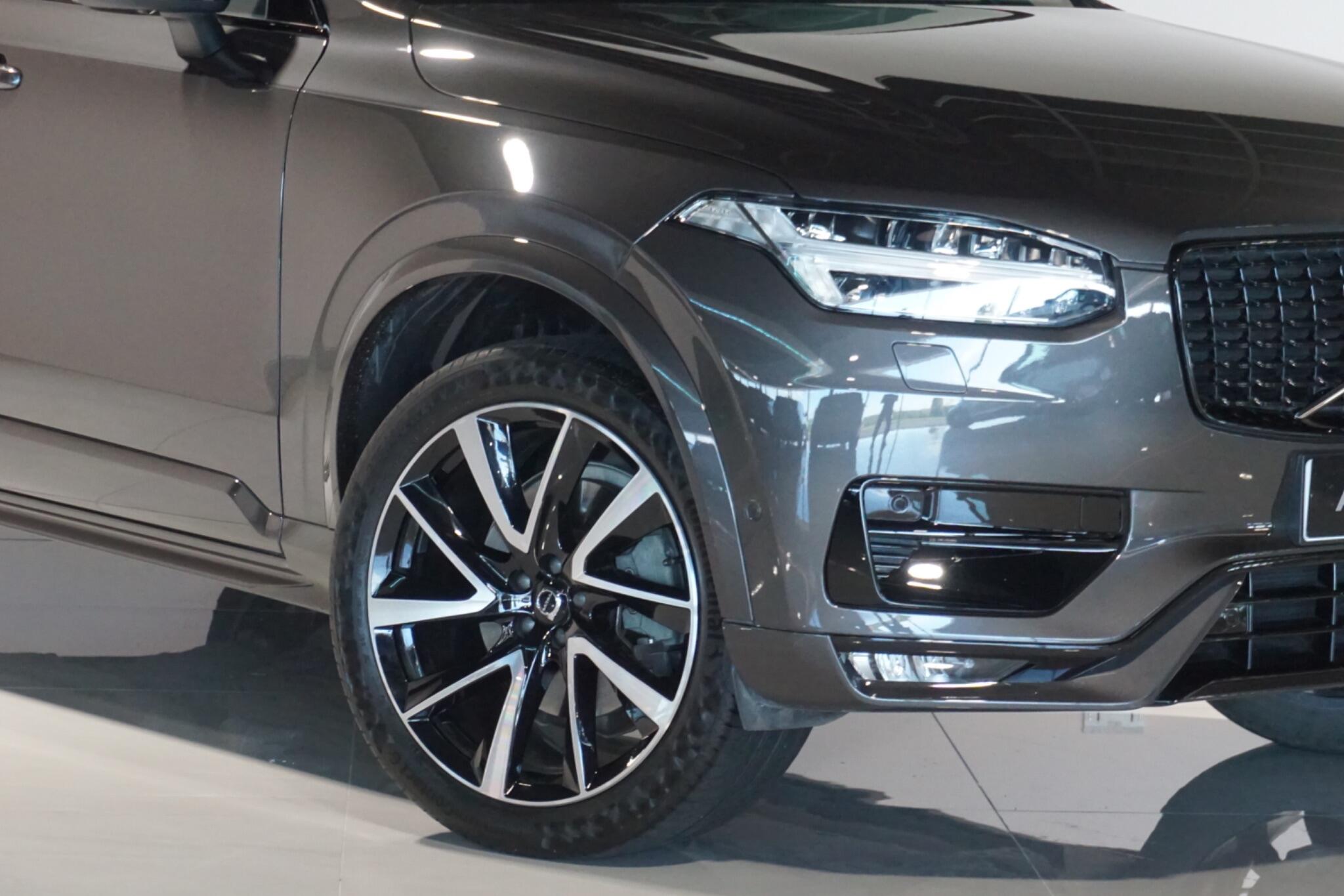 Volvo XC90 2.0 B5 MHEV Plus Edition SUV 5dr Petrol Hybrid Auto 4WD Euro 6 (s/s) (250 ps)